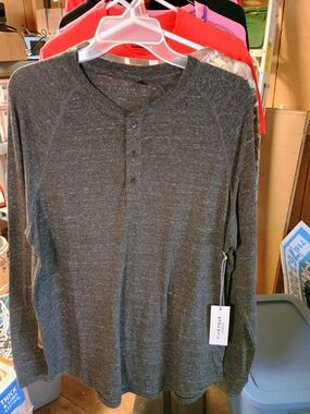 Five Four Men's Dark Charcoal Henley Long Sleeve Shirt Bin 7